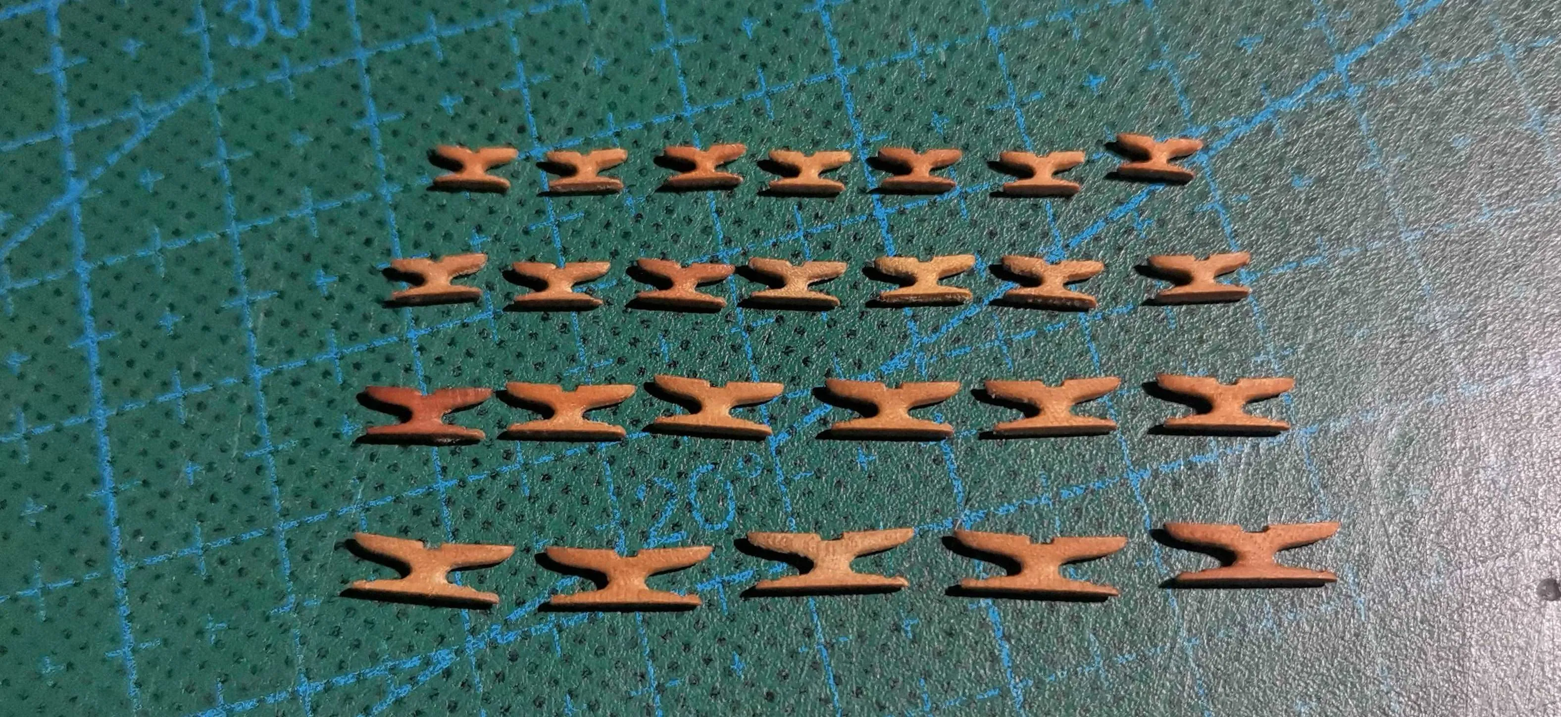 8mm Pearwood Shroud Cleats 12/bag