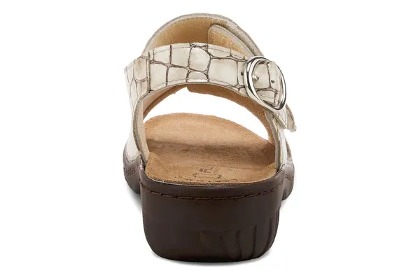 Flexus Aksamala Beige Patent Croco