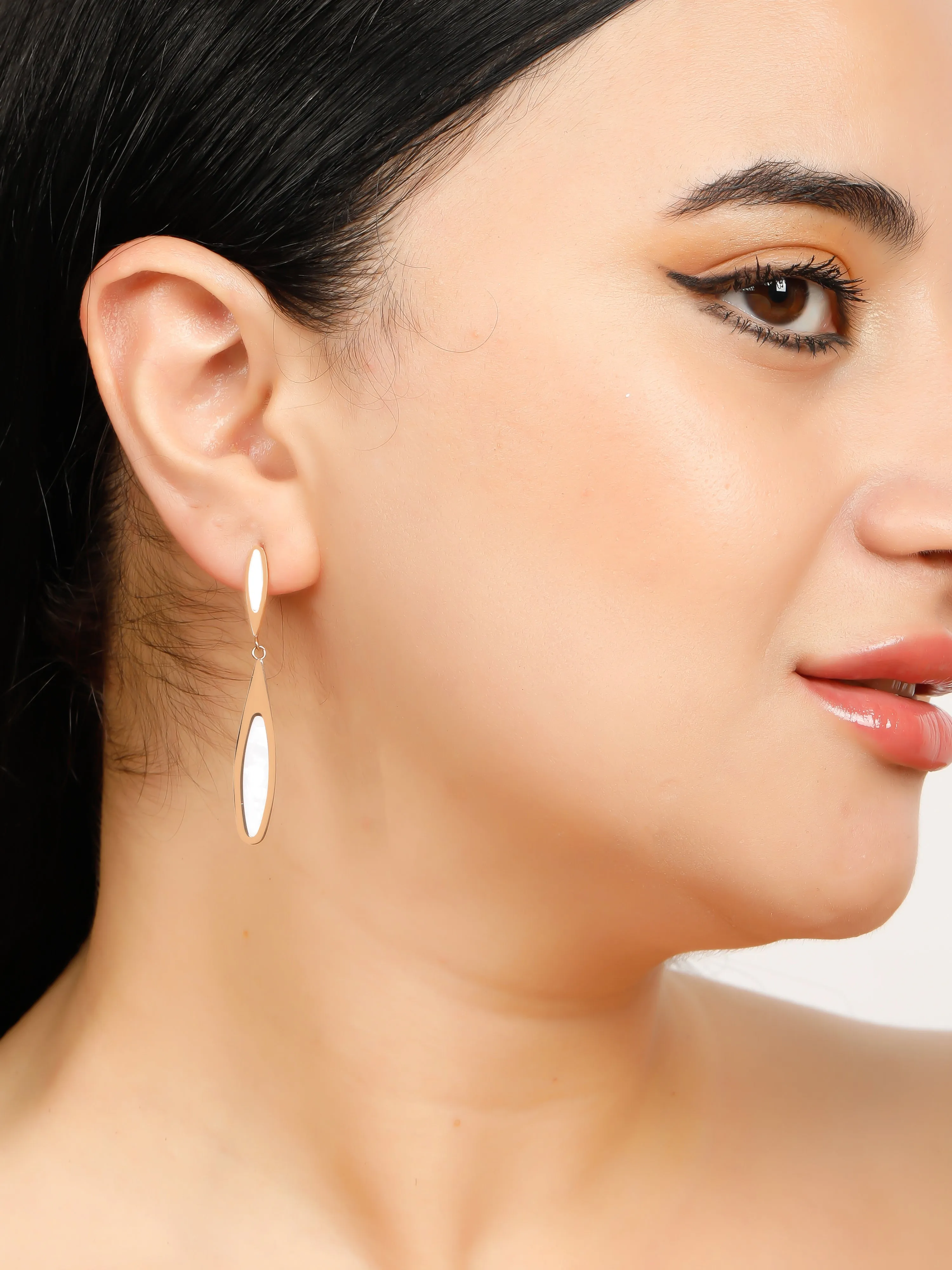 Genzy Minimal Rose Gold Earrings