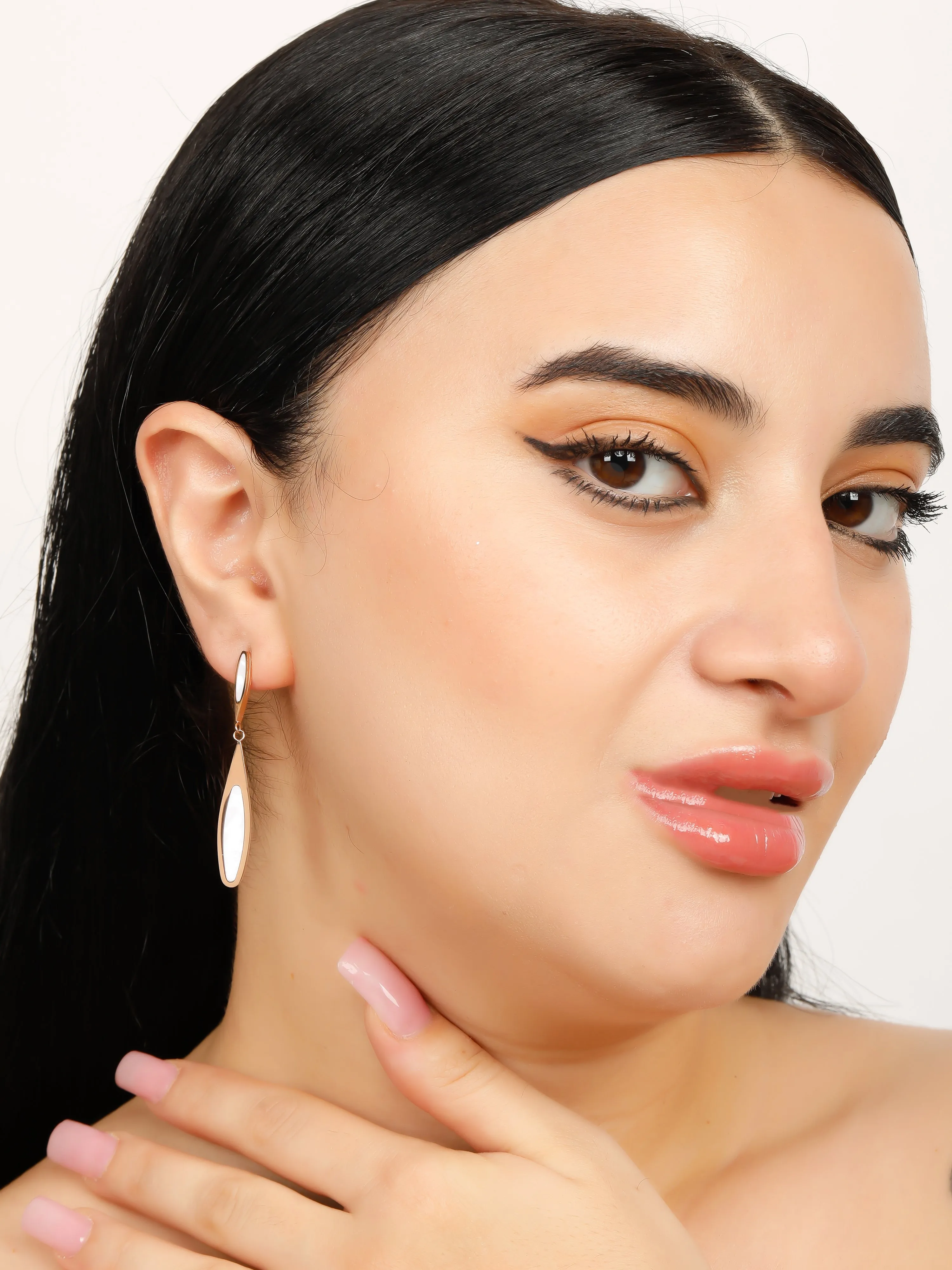 Genzy Minimal Rose Gold Earrings
