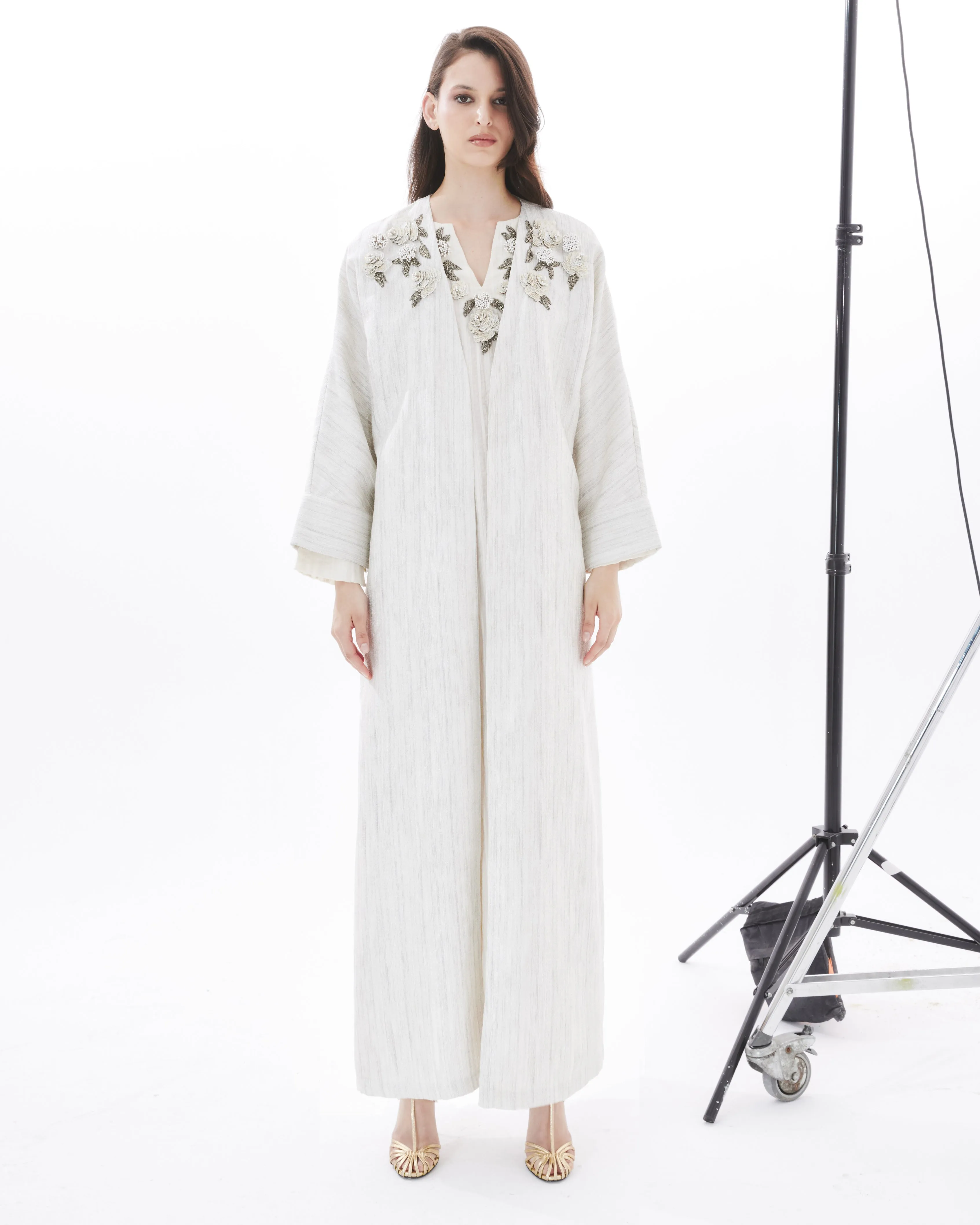 SILVER YASMINE ON SUGAR ABAYA