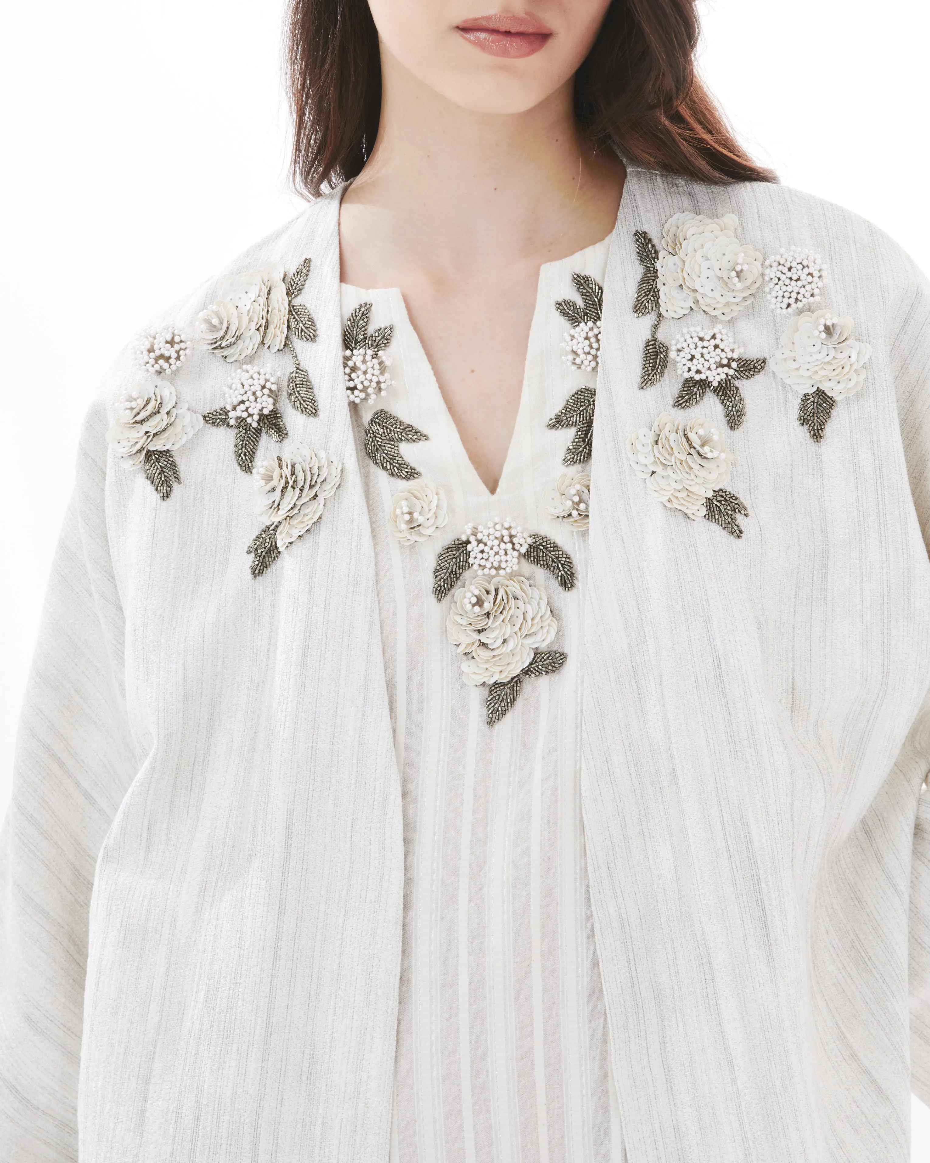 SILVER YASMINE ON SUGAR ABAYA